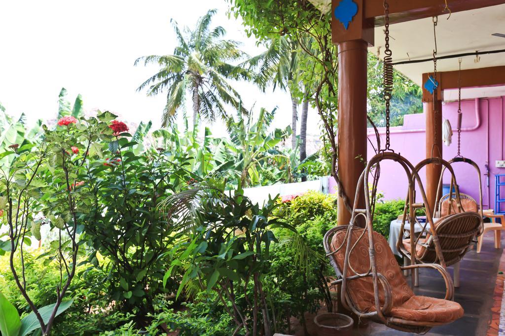 Archana Guest House River View Hampi Exteriör bild